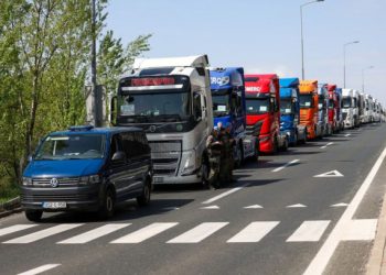 Prijevoznici iz BiH najavljuju totalnu blokadu graničnih prijelaza i carinskih terminala