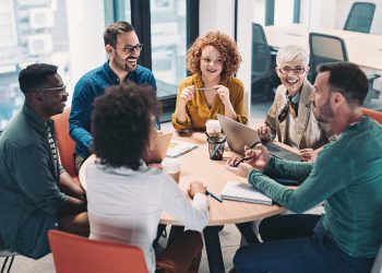 Prljava tajna o AI u uredu u kojoj izvršni direktori priznaju milijune poslova s bijelim ovratnicima bit će zamijenjena