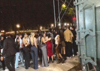 Problem šampanjca za NYC Whole Foods As Studio 54-osnovni pothvat uzrokuje glavobolju: odijelo