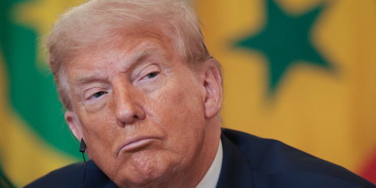 Procjenjuje se da Trumpov ‘veliki lijepi račun’ ostavlja milijune bez zdravstvene zaštite. Inzistira na tome da ‘neće uzrokovati smrt’