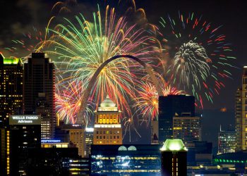 Provedba zakona izdaje ‘usamljeni vuk’ 4. srpnja Napadi Upozorenje