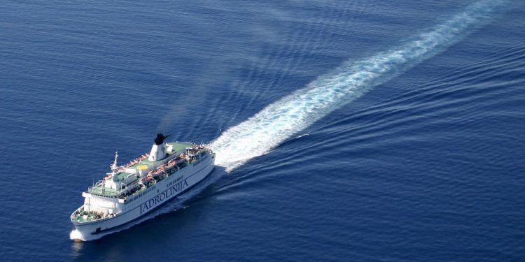 Putnik ljut jer je zakasnio u Anconu