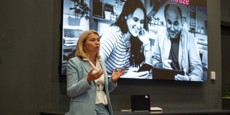 Rast pretplata i cijena usluga HT-u donijeli povećanje prihoda u prvoj polovici 2025.