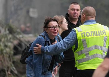 Rusija Ukrajinski rat Live: Ruski štrajk na Kijev ubija 6 nakon što se Kremlj može pohvaliti Trumpovim sankcijama ‘imunitet’