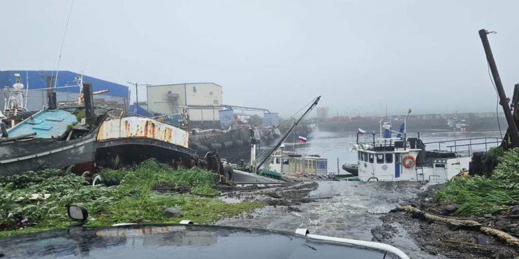 Ruski grad potopljen, valovi u Japanu rastu, a Kina ukinula upozorenje na tsunami!