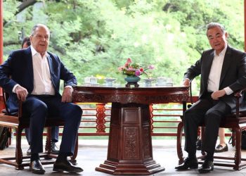 Ruski i kineski vrhunski diplomati razgovaraju – RT Rusija i bivši Sovjetski Savez