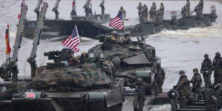 SAD bi mogli smanjiti prisutnost trupa u Europi – Politico – RT World News