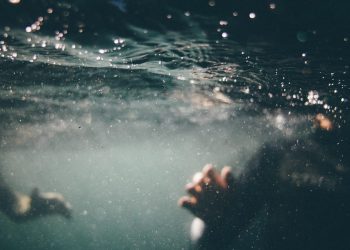 SAMO 20 SEKUNDI DA GA VIŠE NEMA! Crveni križ upozorava na svjetski dan prevencije utapanja