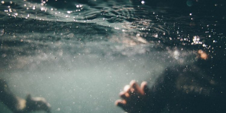 SAMO 20 SEKUNDI DA GA VIŠE NEMA! Crveni križ upozorava na svjetski dan prevencije utapanja