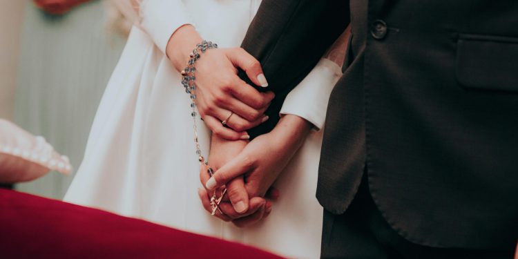 Savjet pape Lava bračnom paru: ‘Molite krunicu, moji su je roditelji molili svaki dan’