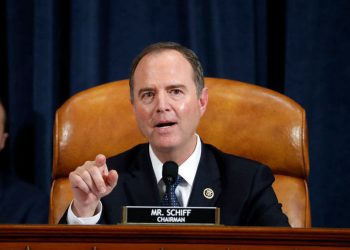 Schiff eksplodira potvrdu suca Bovea uslijed vlastitih kontroverzi prijevara hipoteke