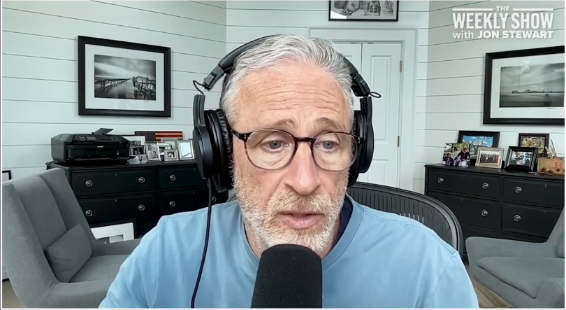 Jon Stewart pitao je što misli o Colbertovoj emisiji otkaza u četvrtak