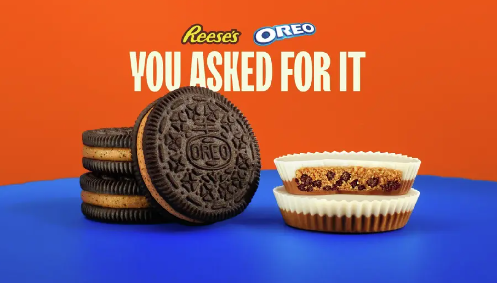 Oreo i Reese surađuju s početkom u kolovozu i rujnu s par novih proizvoda - šalicom maslaca od kikirikija koji koristi Oreo čokoladu i Oreo kolačiće ispunjene Reeseovim maslacem od kikirikija