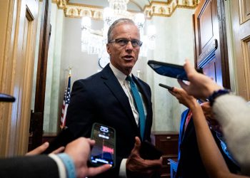 Senatski republikanci donose Trumpov “veliki, prekrasan Bill” nakon rekordnog sve više