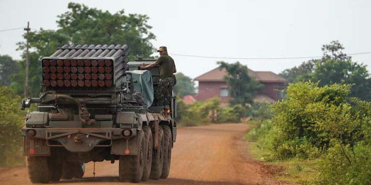 Širi se sukob Tajlanda i Kambodže: 30 mrtvih, 130 000 raseljeno