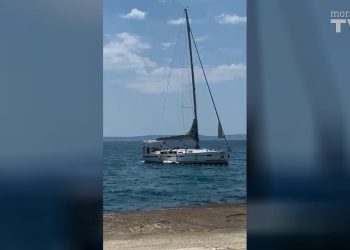 Skočija san u more da ga spasin, nosilo ga je na sike i kupače!