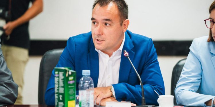 Skoko predložio nadopunu dnevnog reda za Gradsko vijeće, traži reviziju presude za Spaladium arenu. Prozvao Šutu i Keruma: “Znamo na koji način ta ekipa funkcionira”