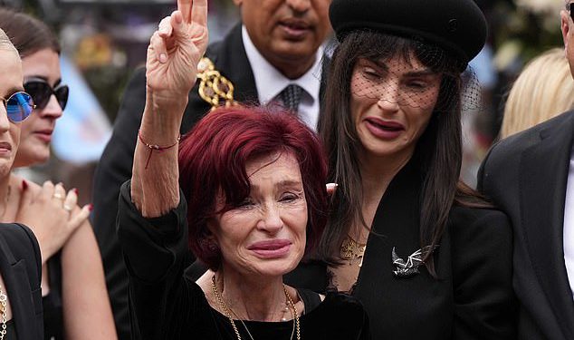 Skriveni počast Sharon Osbournea pokojnom mužu Ozzyju u njegovoj emocionalnoj pogrebnoj povorci