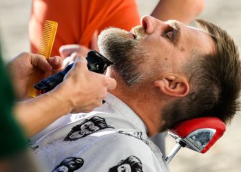 Slobodna Dalmacija – Bradonje ‘probijaju’ novi rekord! Ovaj put se sprema velika fešta, glazba i vrhunska spiza: ‘Sve ide ligi protiv raka’