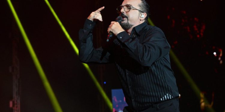 Slobodna Dalmacija – Cista Velika slavi svoje svece zaštitnike: Tony Cetinski priredit će spektakl, slijedi finale Čigrina turnira…