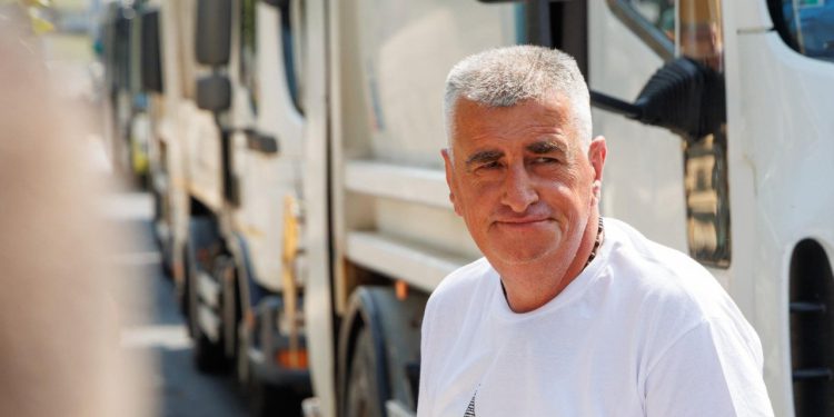 Slobodna Dalmacija – Drama među sinjskim vijećnicima: ‘Bulj je dobio izbore, ali izgubio Sinj! Jalni su, neka se ostave ćorava posla‘