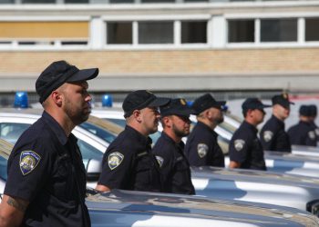Slobodna Dalmacija – Granična policija kod Imotskog zaustavila preprodaju kokaina! Pogledajte što su sve našli nakon upada u kuću…