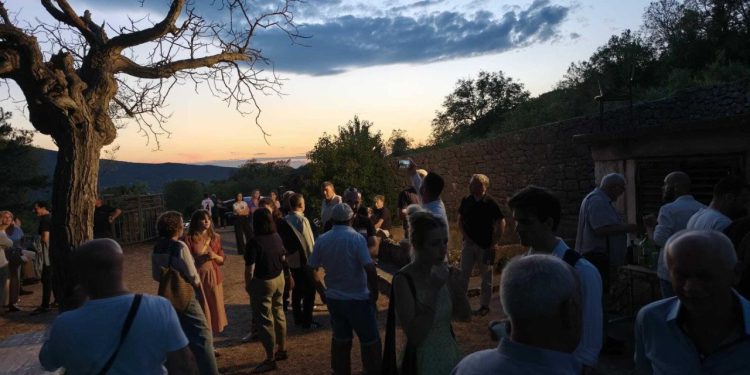 Slobodna Dalmacija – Imoćani odali počast velikanu i zemljaku: ‘On sam bi rekao