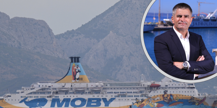 Slobodna Dalmacija – Lučka uprava Split azbestnom brodu nije dozvolila sidrenje, Mihanović objasnio i zašto: ‘On se ne tretira kao brod…’