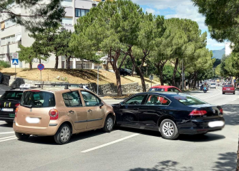 Slobodna Dalmacija – Malo su nam superćelije s neba pa još i prometne nesreće svaki dan… Kod Sunčanog sata u Splitu novi sudar
