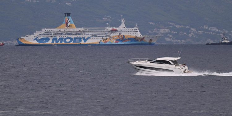 Slobodna Dalmacija – Naveliko se širi poziv na prosvjed zbog dolaska feribota s azbestom u Split: ‘Tražimo dokaze. Neka se čuje glas naroda’