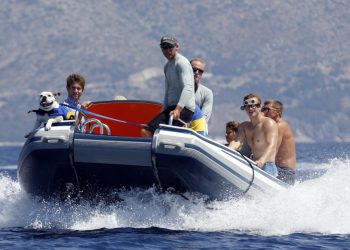 Slobodna Dalmacija – Nema mira ni na moru! Policajci se i dalje bore s glisiranjem i nedozvoljenim sidrenjem; puno je neispravnih plovila