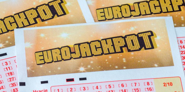 Slobodna Dalmacija – Netko je u Splitu uplatio 4,60 eura i osvojio ogroman dobitak na igri Joker! Evo gdje je uplaćen listić