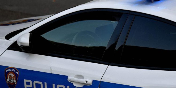Slobodna Dalmacija – Obiteljski sukob u Splitu eskalirao u krvoproliće: Policija uhitila 29-godišnjaka zbog pokušaja ubojstva