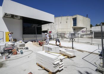 Slobodna Dalmacija – Opet ćemo u šoping na Gripe, prvoj robnoj kući ex. Jugoslavije vraća se sjaj! Splićani oduševljeni, a šef kotara kaže…