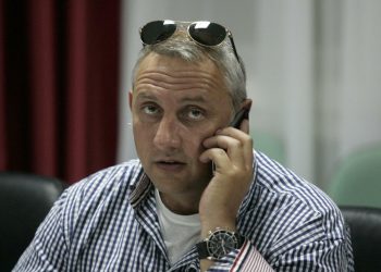 Slobodna Dalmacija – Policija uhvatila Svagušu u alkoholiziranom stanju, odbio test, pa ostao bez dozvole. Sin ga pokušao spasiti ovom pričom