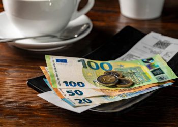 Slobodna Dalmacija – Poznati Hrvat objavio račune iz kafića i mesnice u Splitu i Trogiru, evo koliko je platio tri pića: ‘Prosudite sami..’