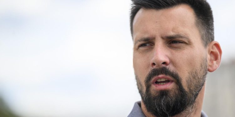 Slobodna Dalmacija – Prema službenoj stranici Grada Ivošević je ušao u Centar. O čemu se radi?