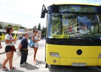 Slobodna Dalmacija – ‘Promet’ objasnio incident s autobusom broj 60, putnicima nije bilo ugodno: ‘Možda je izgledalo dramatično…‘