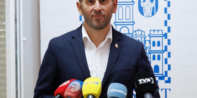 Slobodna Dalmacija – Šuta od jučer na liniji s ministarstvima zbog broda ‘Moby Drea’: ‘Tražimo redovito izvještavanje’