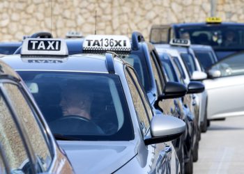 Slobodna Dalmacija – Taksist po Splitu vozio drogiran, razgovarali smo s drugim vozačima: ‘Zaustavljaju me redovito, ovako vam to izgleda…’