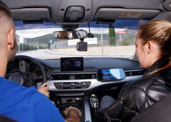 Slobodna Dalmacija – U blizini Imotskog uhićen mladić bez dozvole! Vozio i neispravnu ‘krntiju’; suci nisu imali milosti ovog puta