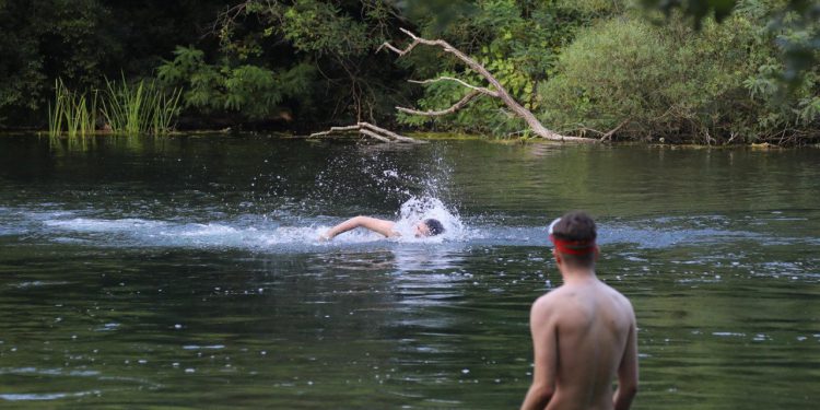 Slobodna Dalmacija – Utopio se dječak na kontinentu: Ni Cetina nije sigurna, jedno mjesto zovu Zeleni vir. Oprez, i ta rijeka odnosi živote