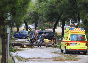 Slobodna Dalmacija – Više od 20 ljudi završilo u splitskoj bolnici! Većina lakše ozlijeđena; ima strujnih udara i dosta prijeloma