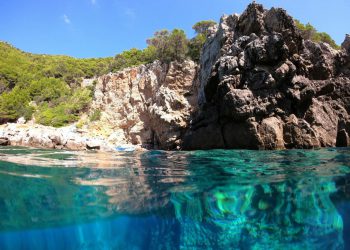 Slobodna Dalmacija – Zatvara se još jedan kamp: Posjetitelji su rezervirali i platili boravak