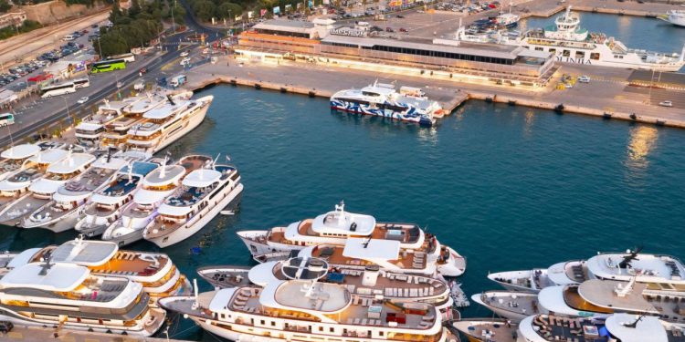 Slobodna Dalmacija – Zna se tko će u Splitu izvoditi milijunske radove koji će centar grada spasiti od gužvi! Stiže nova obala, šetnica…