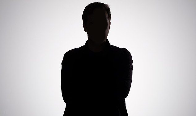 Šokantna zaplet za ‘Ucjenjivanje TV komedije zvijezda otkrivena je dok je muškarac uhićen nakon što je napravio bolesne telefonske prijetnje’