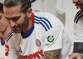 Sportske novosti – FOTO Bijeli predstavili novi dres za sljedeću sezonu, sviđa li vam se? ‘Ovo je nastavak priče koju Hajduk živi…’