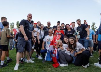 Sportske novosti – Gdje će Vukovar igrati? Uvjeta nema, radovi kasne, B opcija sve glasnija, Cibalia smiruje: ‘Igrat će u Vinkovcima’