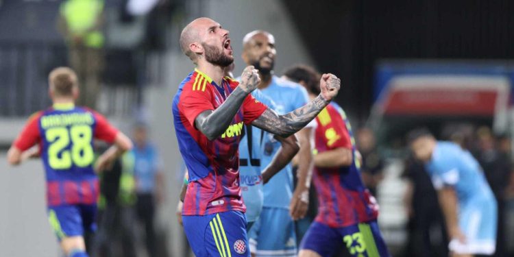 Sportske novosti – Hajdučko srce i veliki ljubimac navijača Bijelih: ‘Vidio sam ideju u igri, a to je pomak u odnosu na prošlu sezonu’