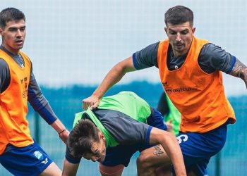 Sportske novosti – Jakupović dominira završnicom, Osijekovi treninzi pretvaraju ljeto u borbu za svaku loptu